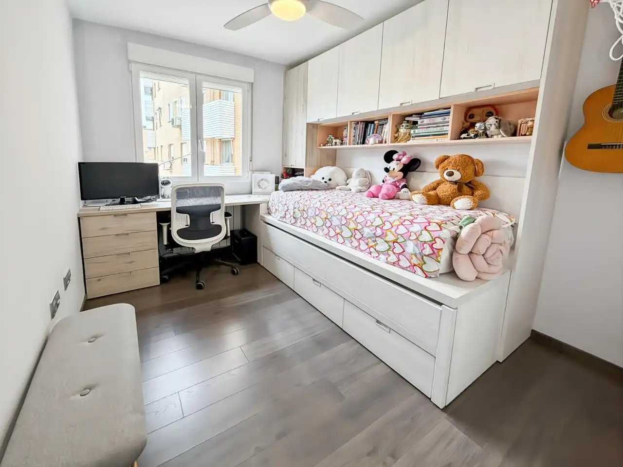 Habitación de Piso en venta en Madrid con Aire acondicionado, Calefacción y Piscina comunitaria