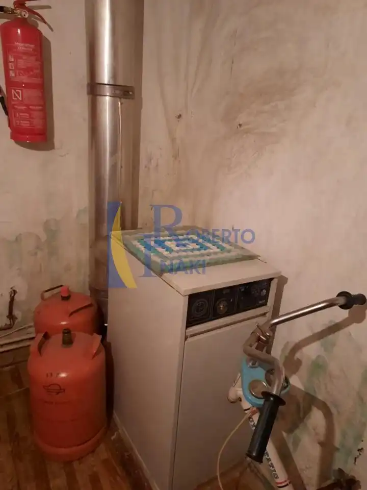 Casa adosada en venda en Mayorga amb Calefacció