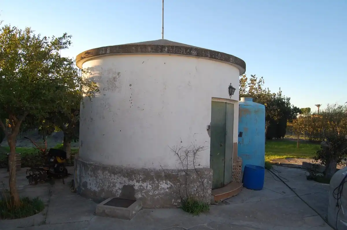 Vista exterior de Finca rústica en venta en El Puerto de Santa María con Aire acondicionado, Trastero y Piscina