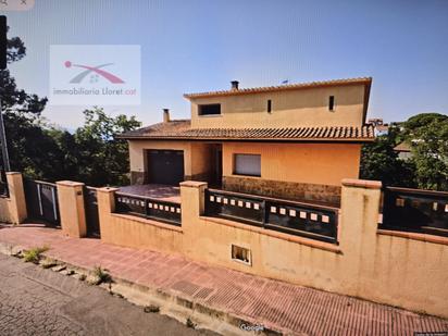 Exterior view of House or chalet for sale in Maçanet de la Selva