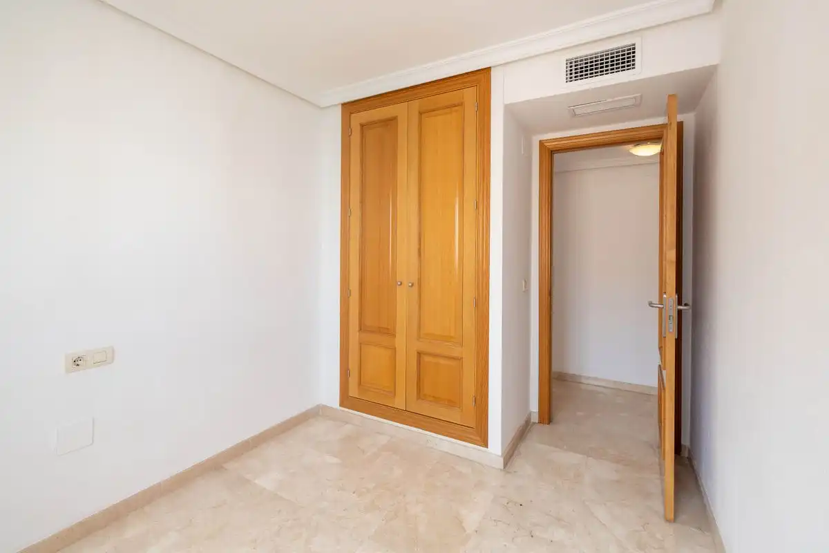 Flat with terrace for sale in Calle Grazalema, imagen 14