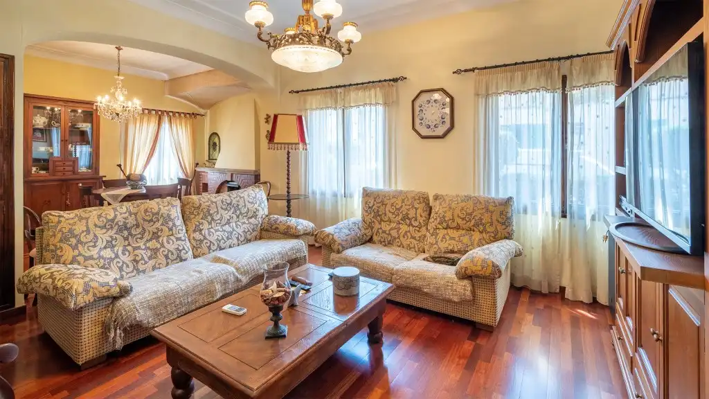 Living room of Houses for sale in  Palma de Mallorca  with Air Conditioner, Private garden and Terrace
