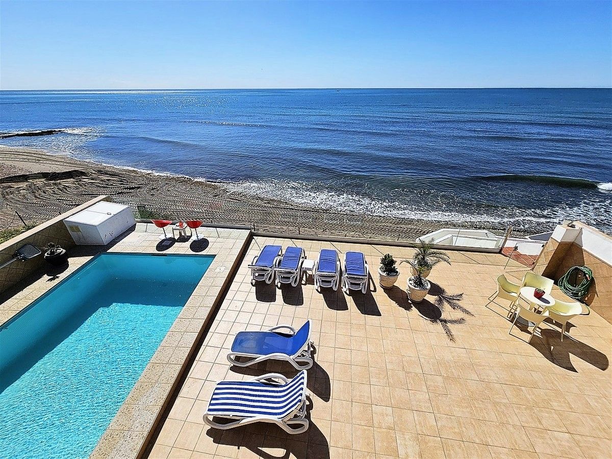 Piscina de Casa o xalet en venda en Mijas amb Aire condicionat, Calefacció i Jardí privat