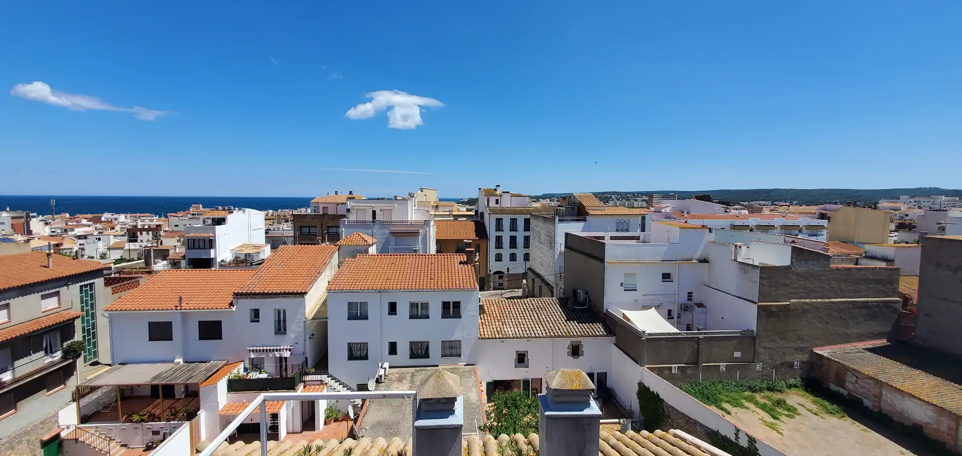 Exterior view of Apartments for sale in L'Escala  with Heating, Terrace and Furnished