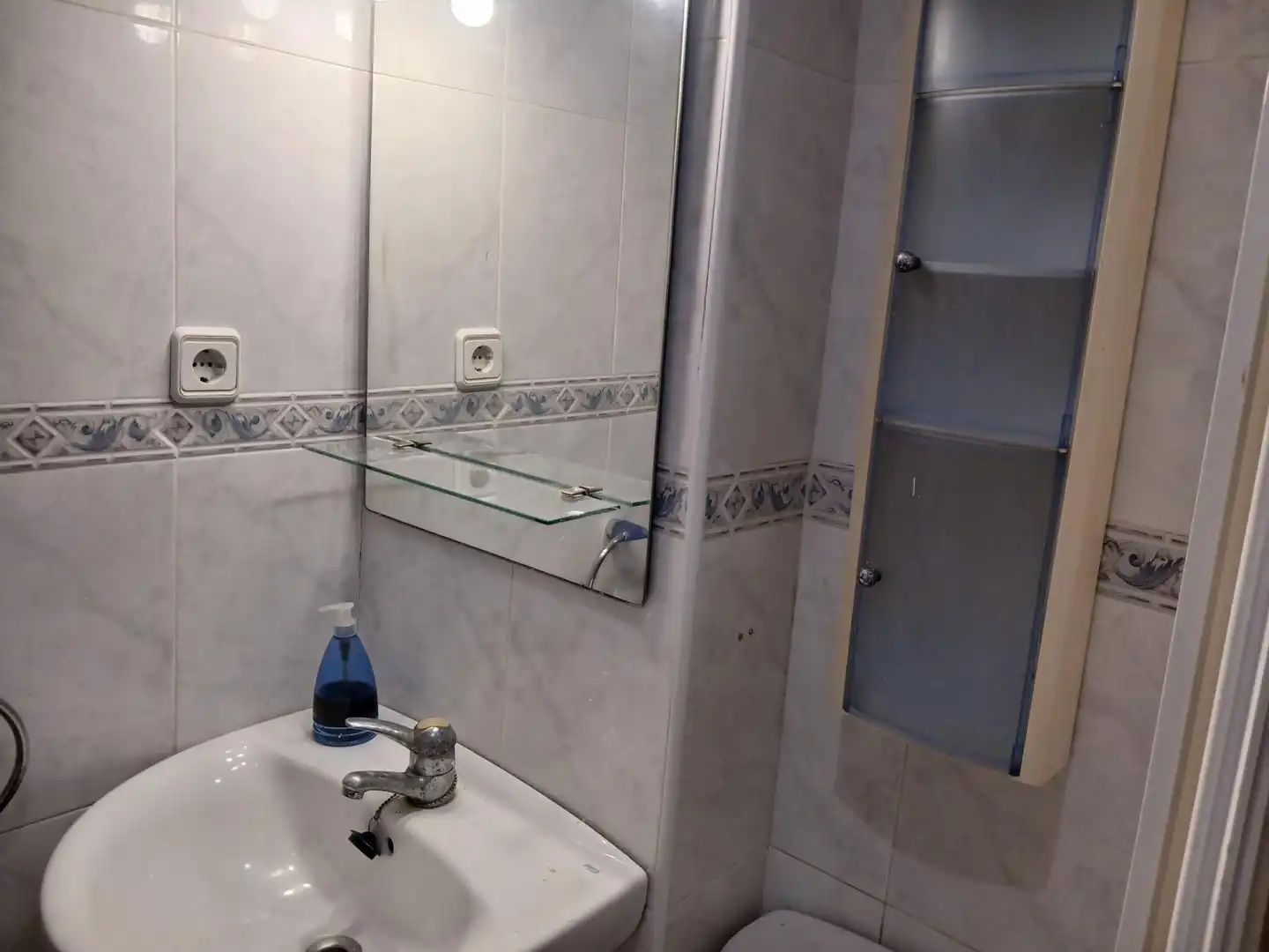 Baño de Piso en venta en Cartagena con Aire acondicionado y Balcón