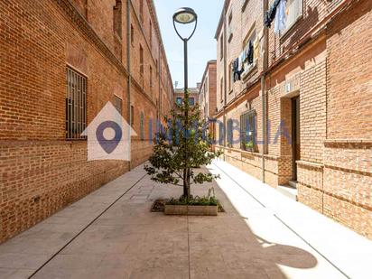 Exterior view of Flat for sale in  Madrid Capital  with Heating, Terrace and Storage room