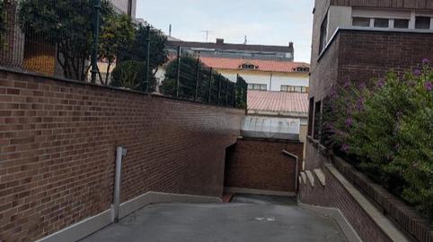 Foto 3 von Garage zur Miete in Calle Fernando Alonso Díaz, 38, Santo Domingo - El Campillín, Oviedo