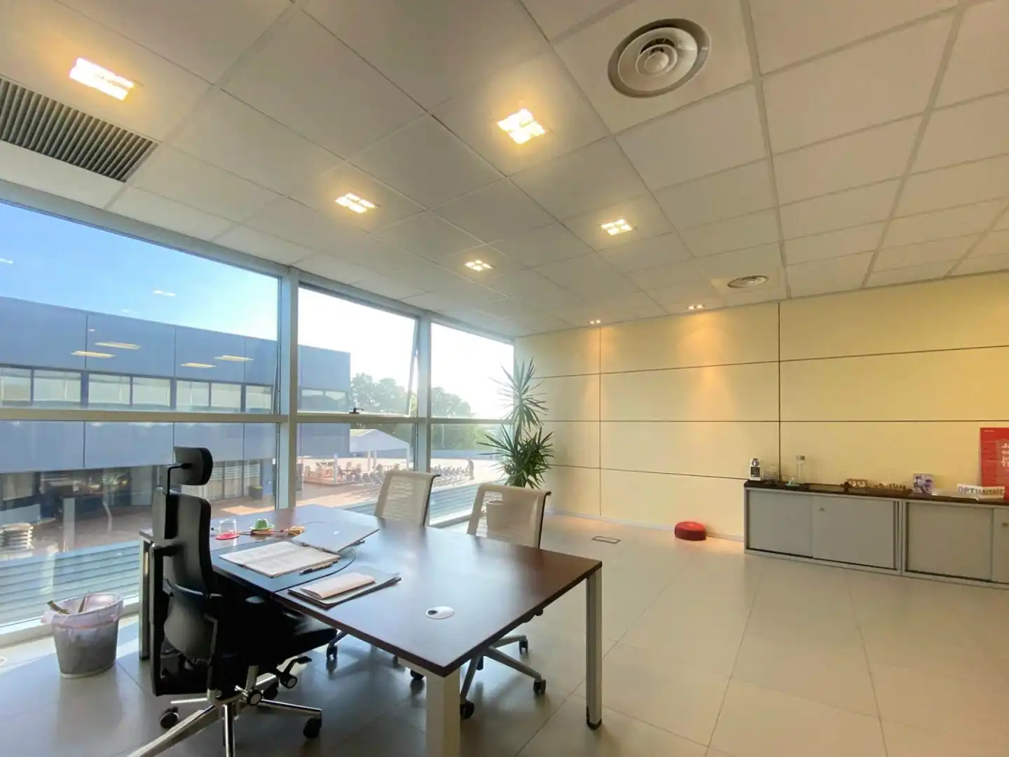 Office space with lift for sale in Roquetes - Can Magí, imagen 2