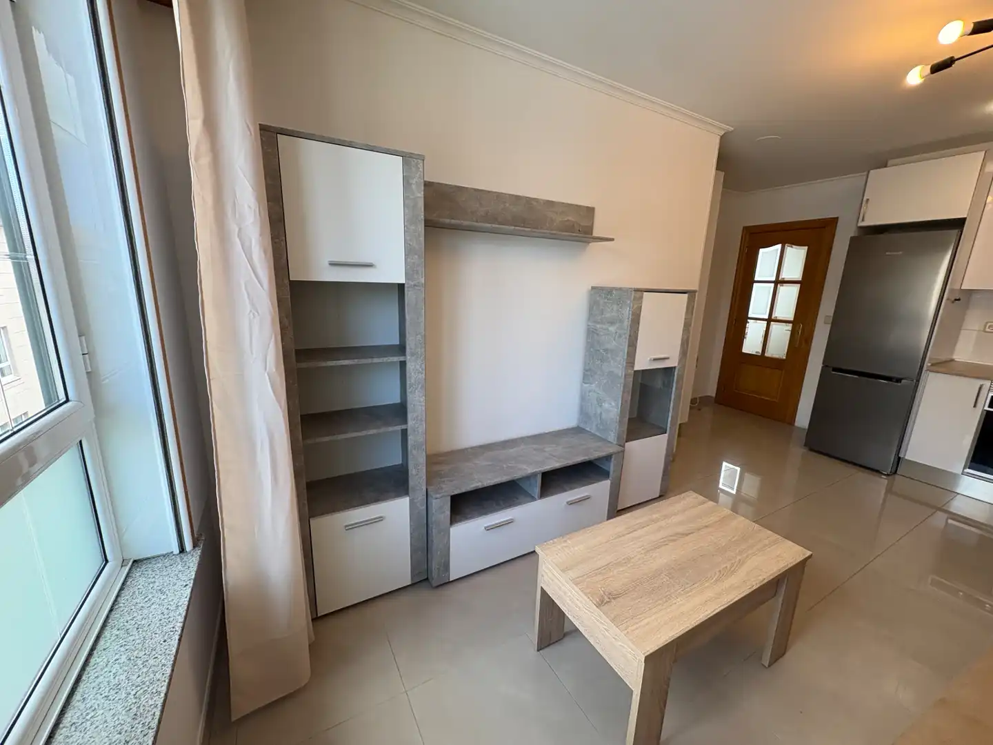 Wohnzimmer von Wohnung zur Miete in Ferrol mit Heizung, Abstellraum und Möbliert