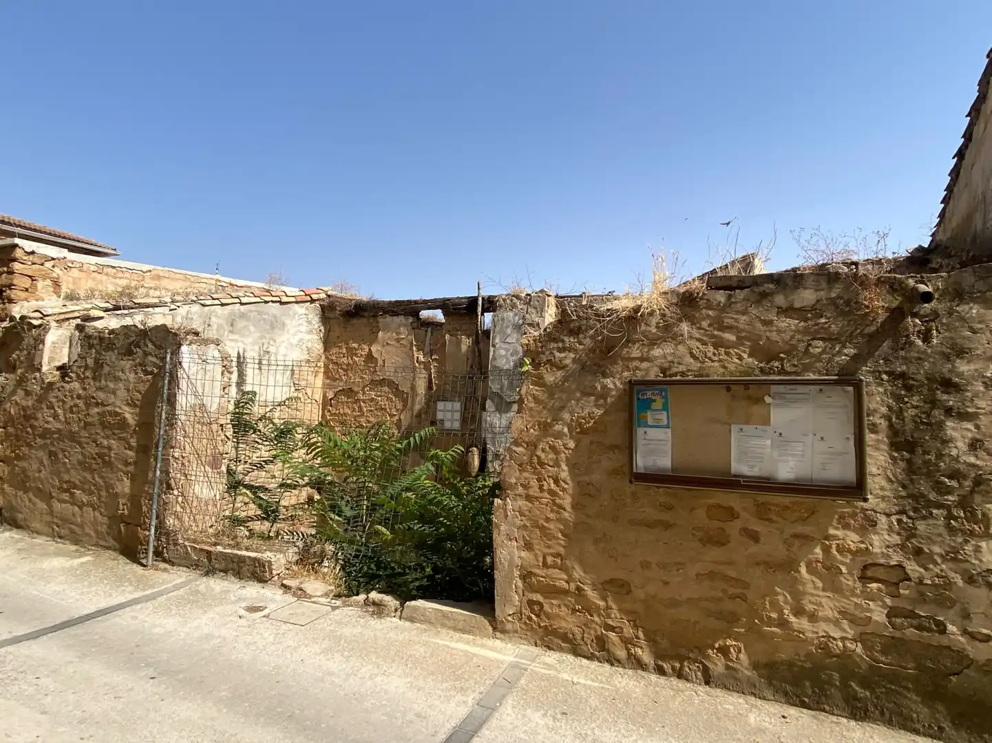 Vista exterior de Terreno en venta en Dicastillo