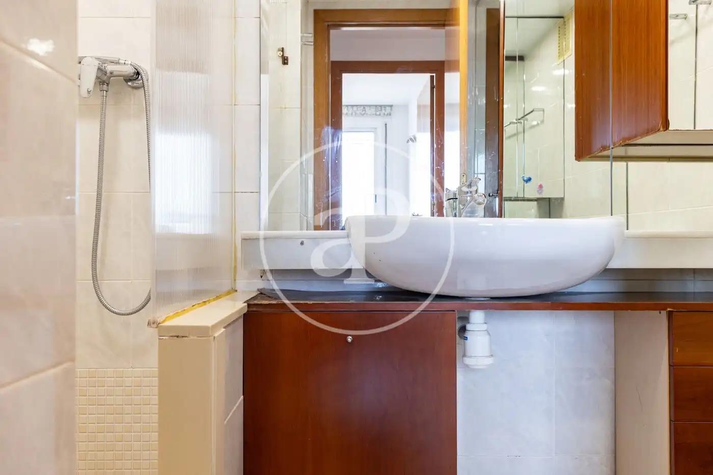 Bathroom of Flat for sale in Barcelona  with Air Conditioner, Heating and Terrace