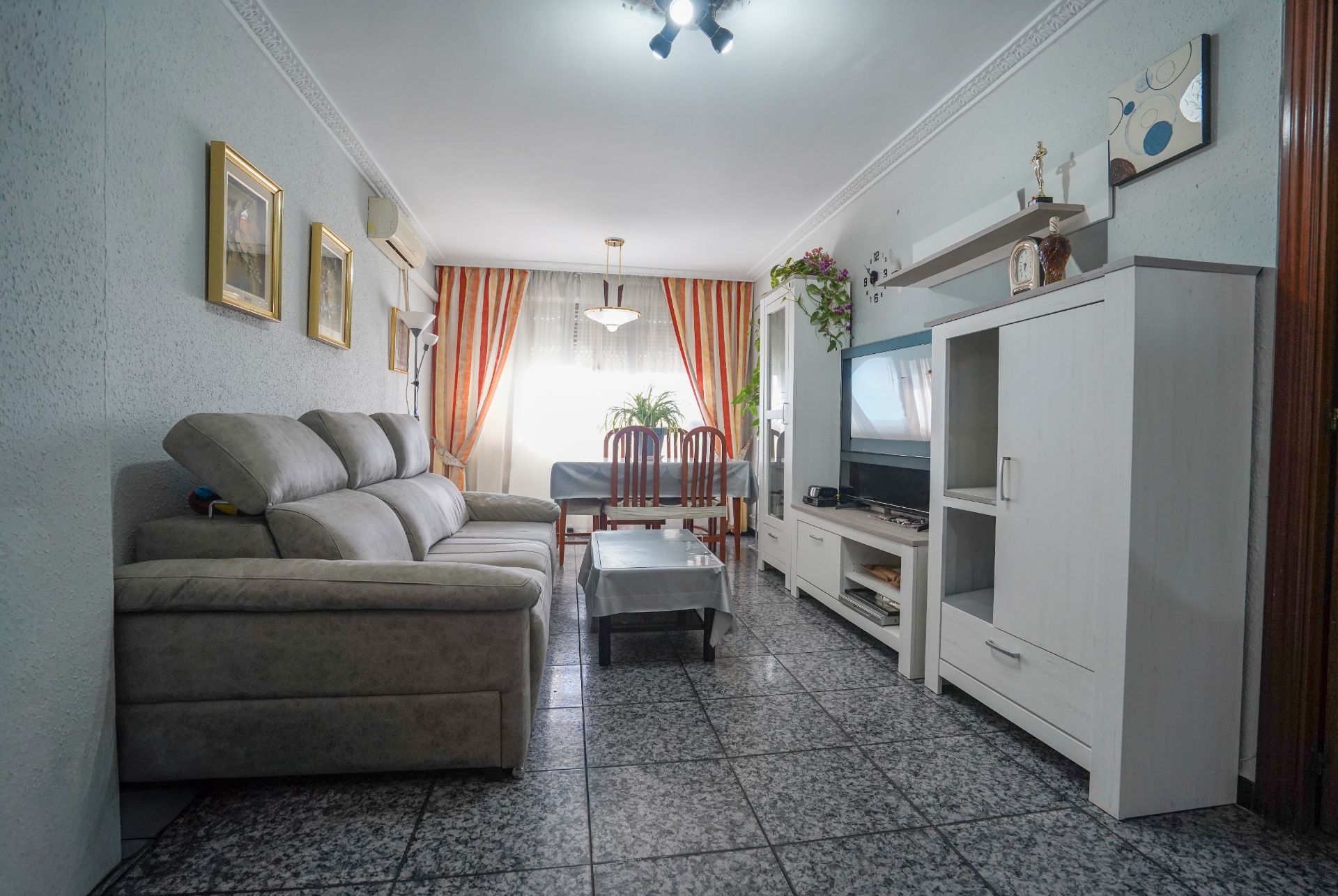 Sala d'estar de Pis en venda en  Tarragona Capital amb Aire condicionat i Forn