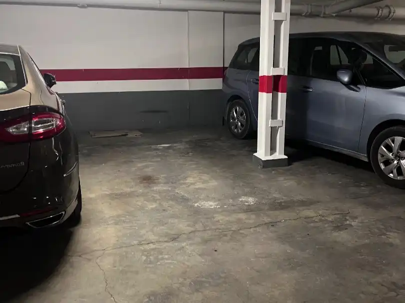 Parkplatz von Garage zur Miete in Albacete
