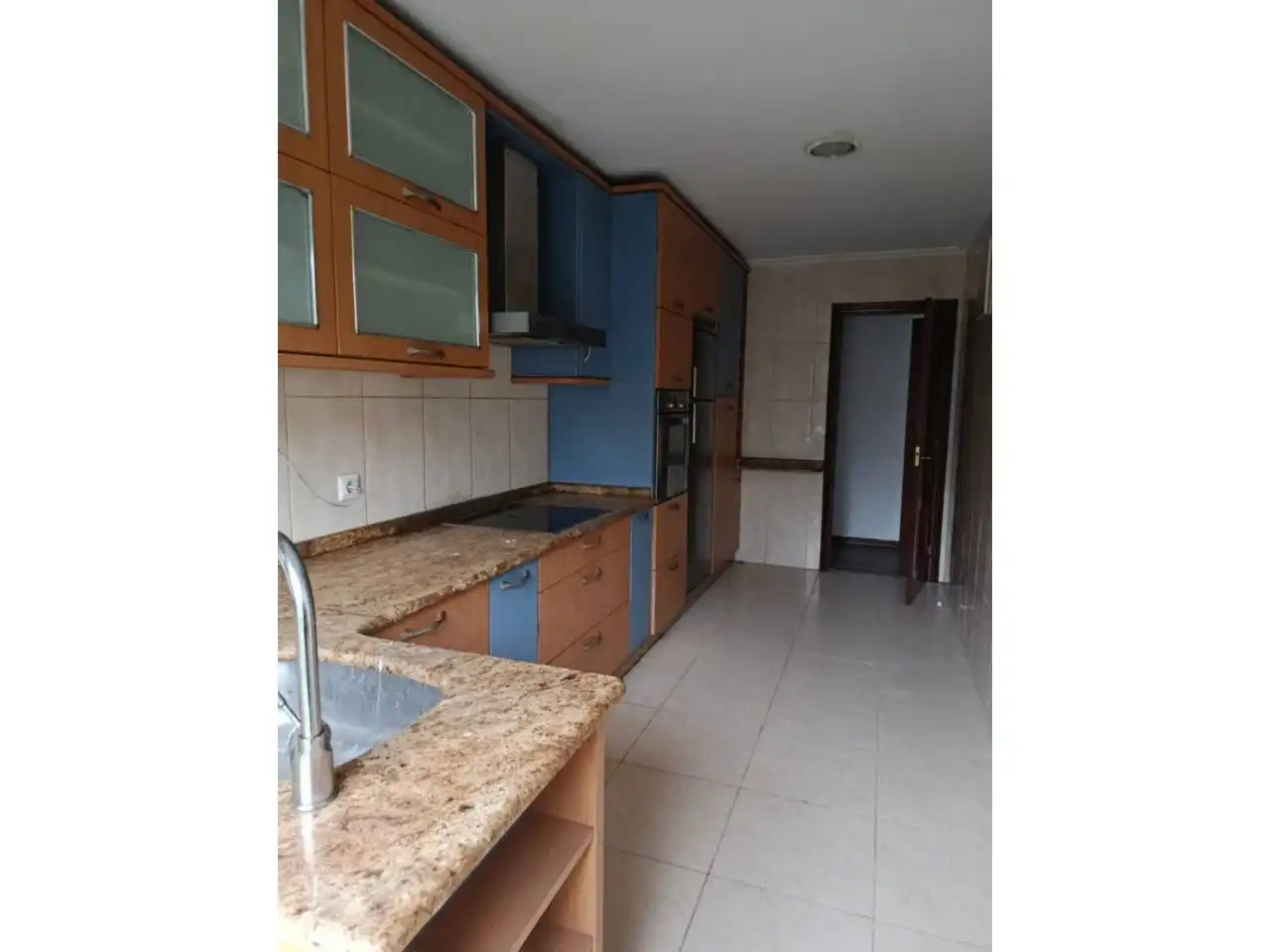 Cocina de Piso en venta en Ourense Capital  con Calefacción y Parquet