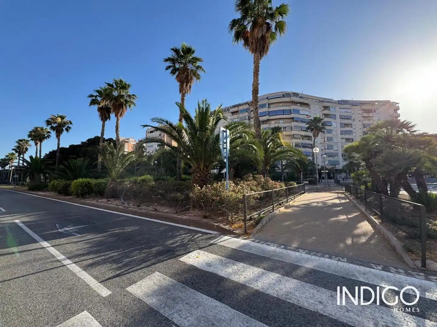 Vista exterior de Piso en venta en Alicante / Alacant con Aire acondicionado, Calefacción y Piscina