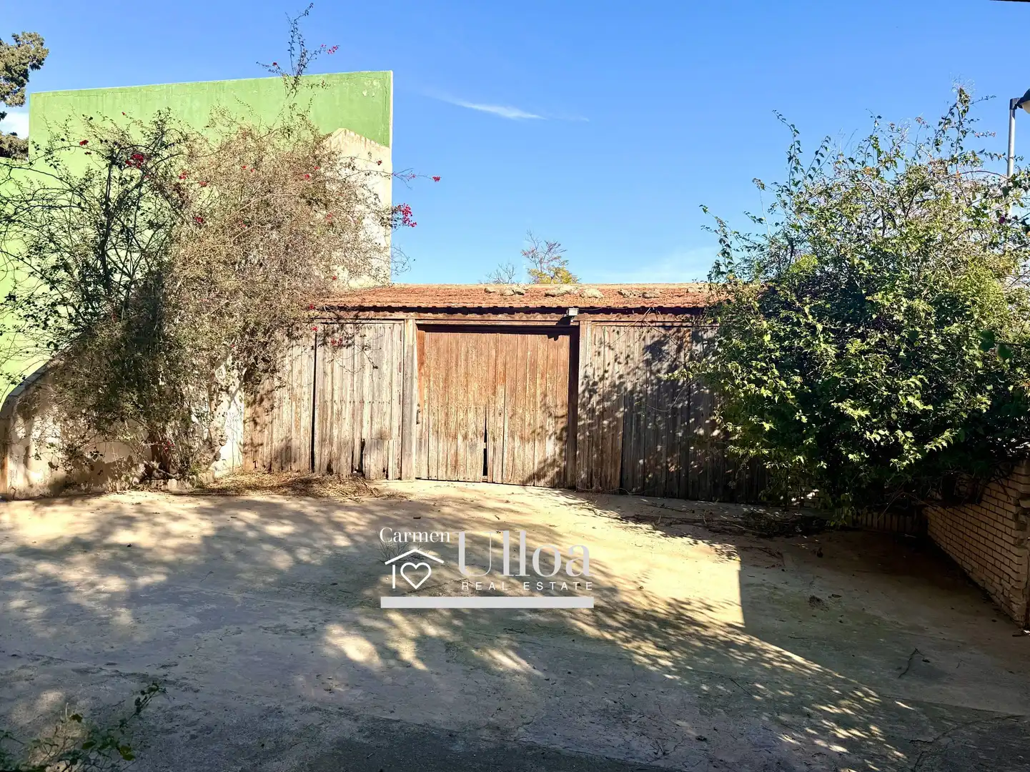Vista exterior de Casa o xalet en venda en Alicante / Alacant amb Aire condicionat, Jardí privat i Terrassa