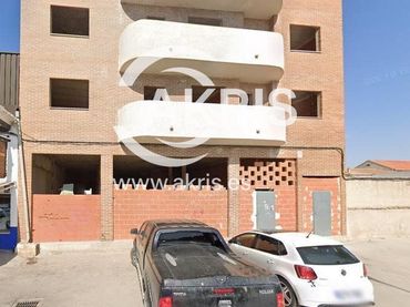 Others for sale in Calle Cardenal Reig