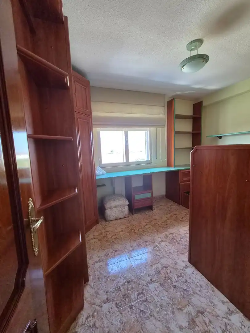 Habitación de Piso en venta en Terradillos con Calefacción y Amueblado
