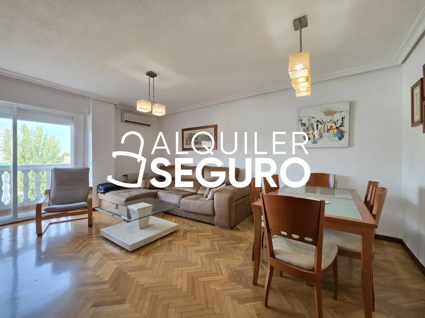 Flat with lift to rent in de Lima