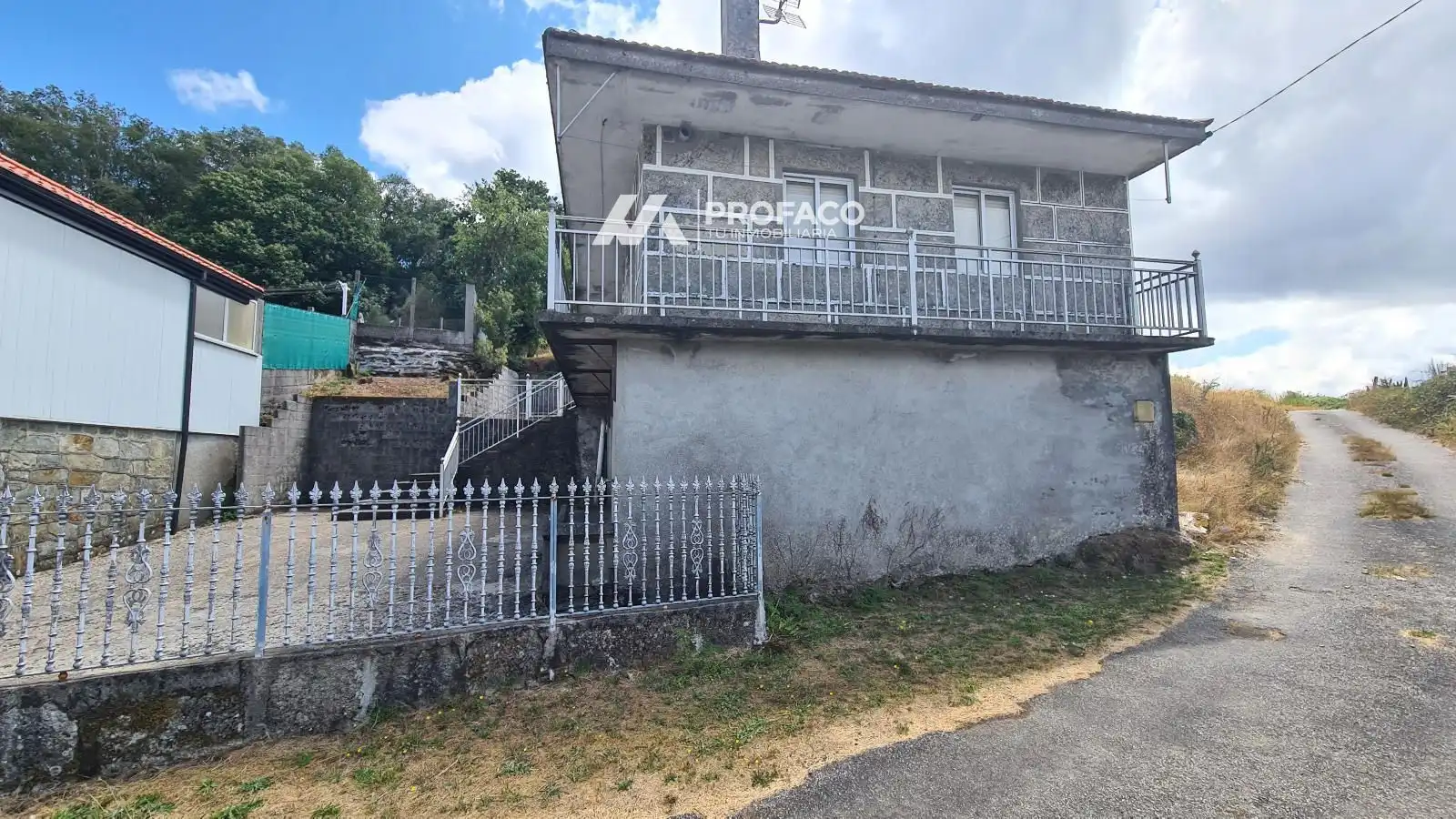 Vista exterior de Casa o chalet en venta en Boborás con Calefacción y Amueblado