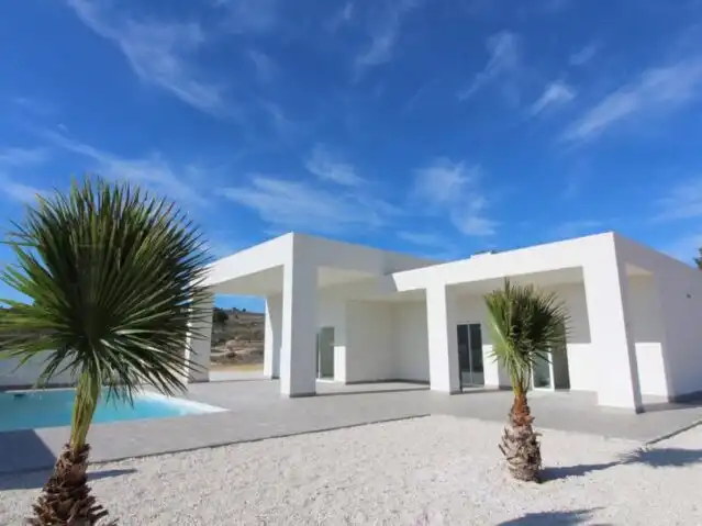 Villa zum Verkauf in El Pinós / Pinoso, imagen 4