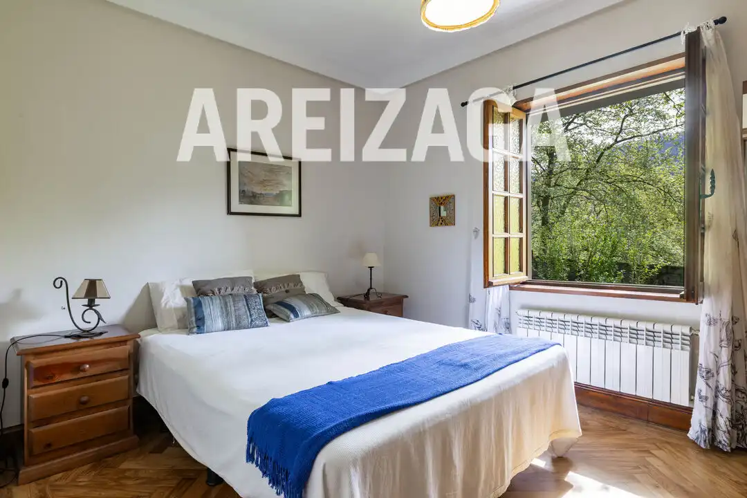 Habitación de Casa o chalet en venta en Errenteria con Calefacción, Terraza y Piscina