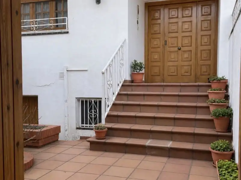 Terraced house with pool for sale in Avinguda Tolrà 1, imagen 4