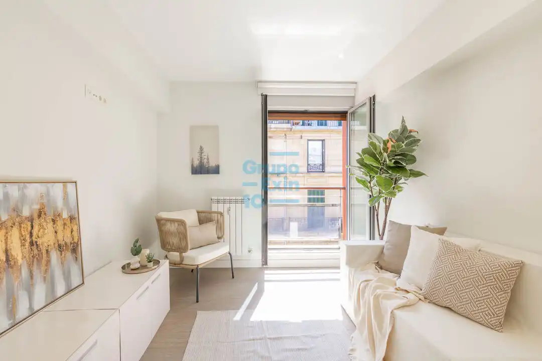 Habitación de Piso en venta en Donostia - San Sebastián  con Calefacción