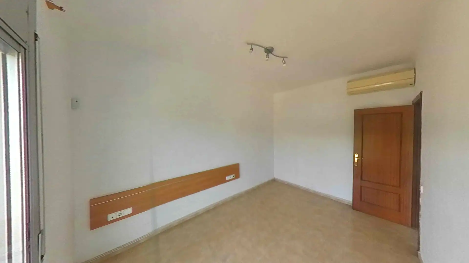 Habitación de Piso en venta en Sant Cebrià de Vallalta con Aire acondicionado y Horno