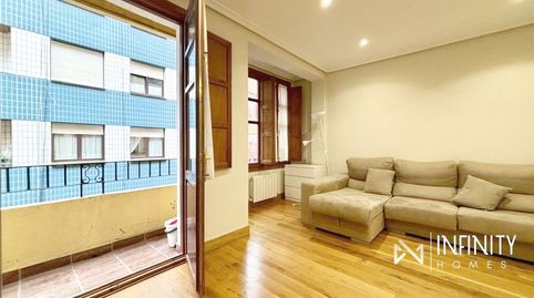 Foto 2 de Pis de lloguer a Iturribide Kalea, Iturralde, Bilbao