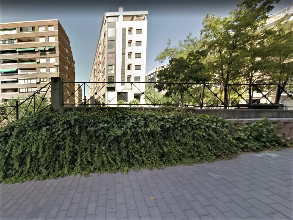 Parking with lift for sale in J A VALLEJO-NAJERA BOTAS, imagen 3