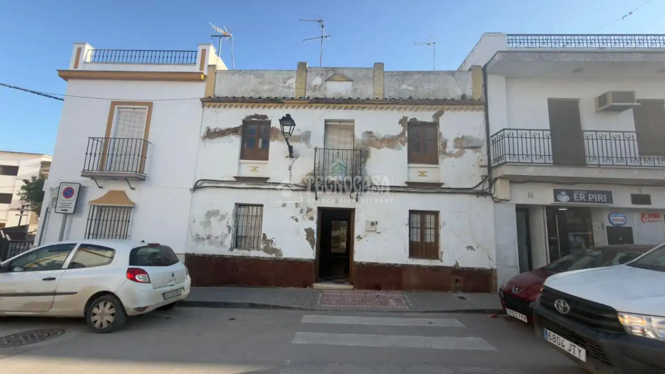 Vista exterior de Casa o chalet en venta en La Lantejuela  con Balcón