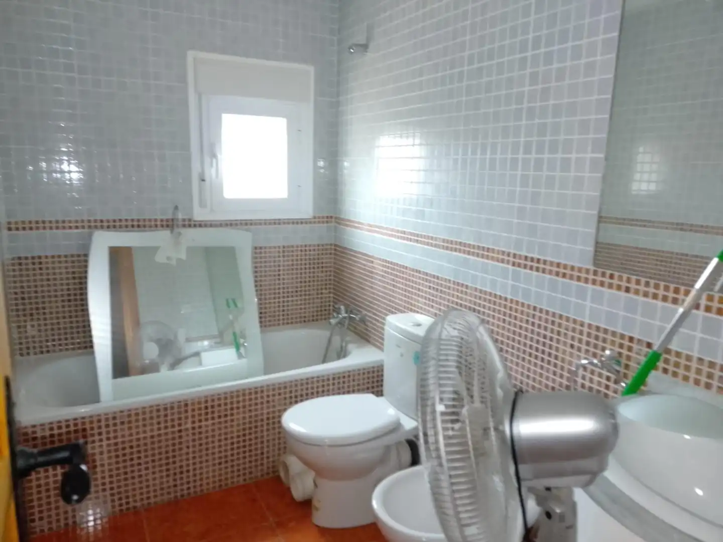Baño de Casa o chalet en venta en El Viso de San Juan con Calefacción, Terraza y Piscina