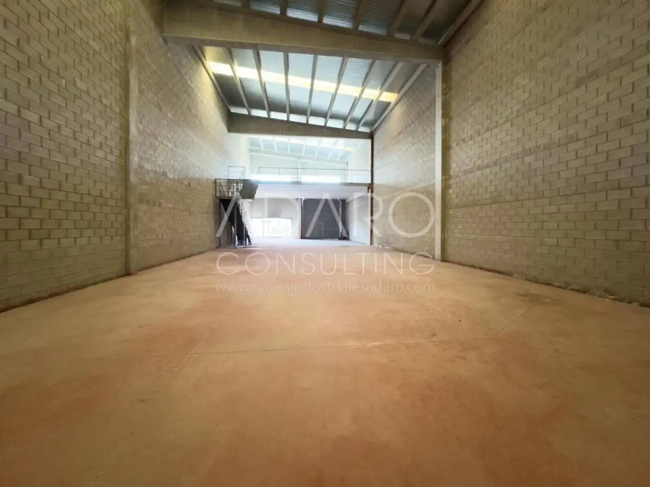 Nave industrielle à vendre à Calle Nitra, imagen 5