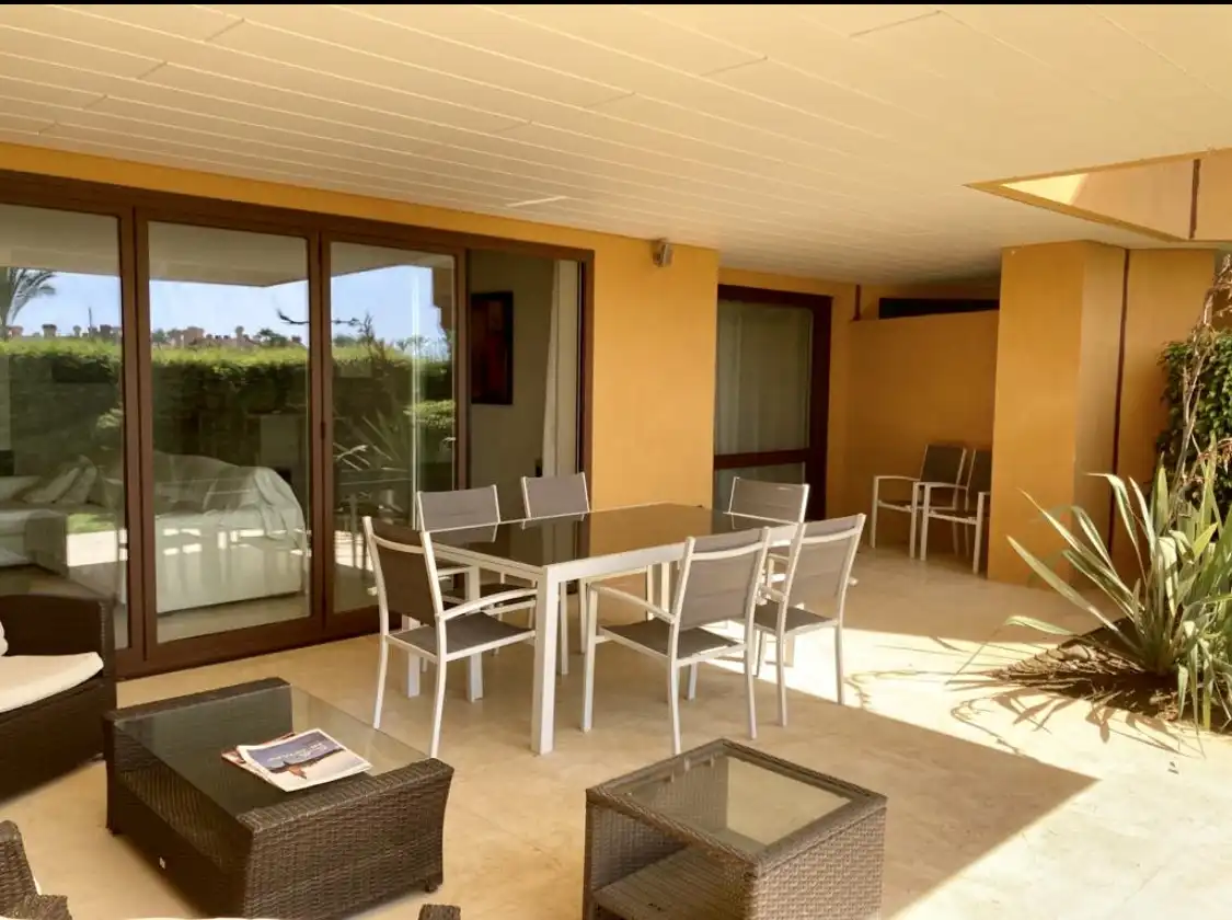 Terraza de Planta baja en venta en Sotogrande con Aire acondicionado, Terraza y Piscina