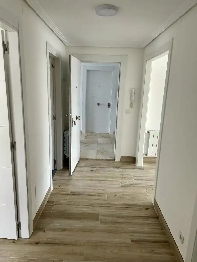 Piso de alquiler en Santander con Trastero