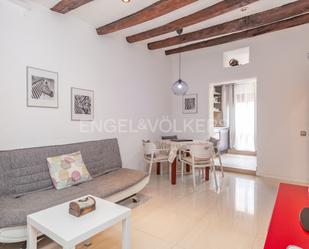 Living room of Apartment for sale in  Barcelona Capital  with Air Conditioner, Storage room and Furnished