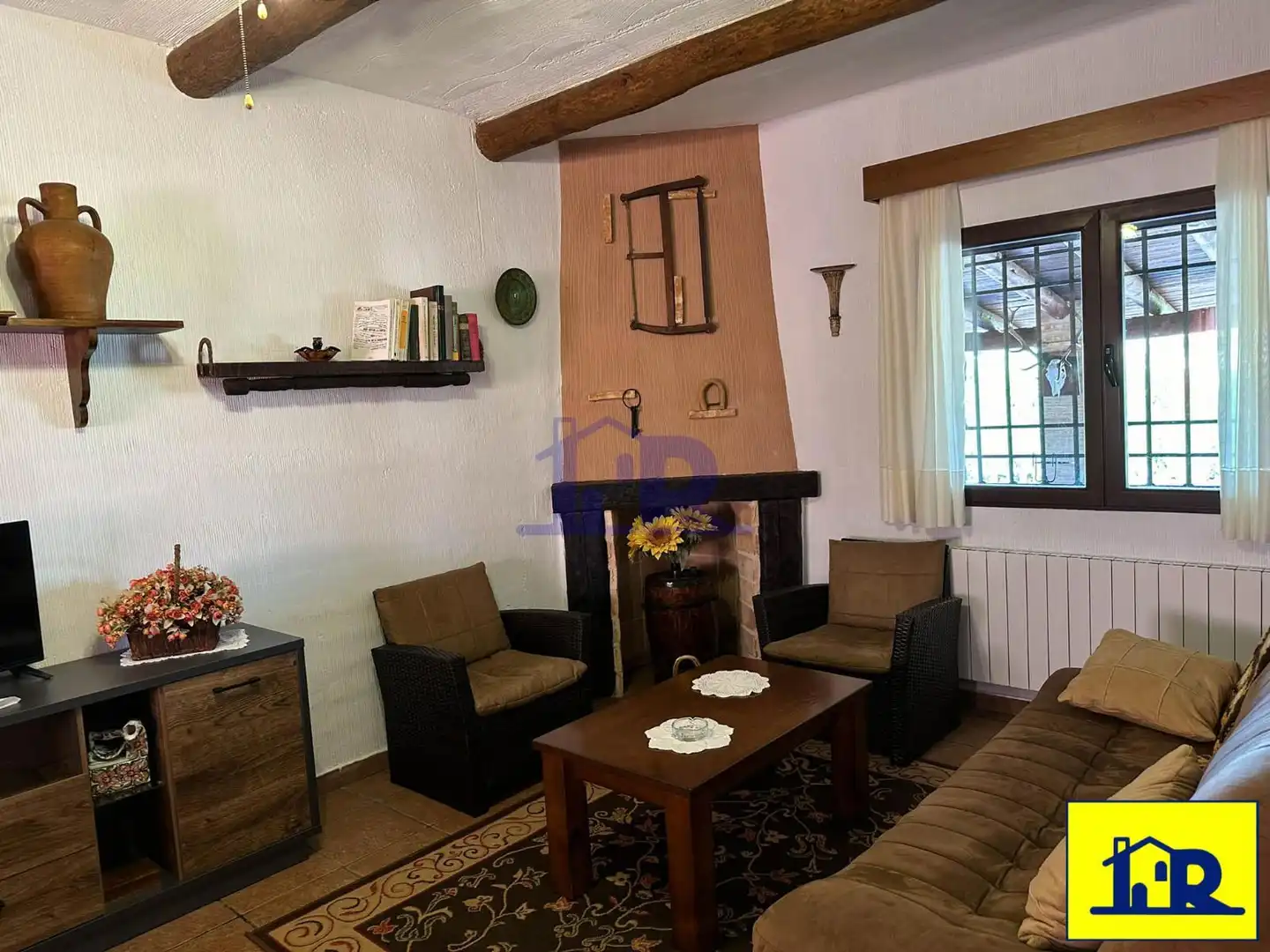 Living room of Houses for sale in Villar de Olalla  with Heating, Terrace and Storage room