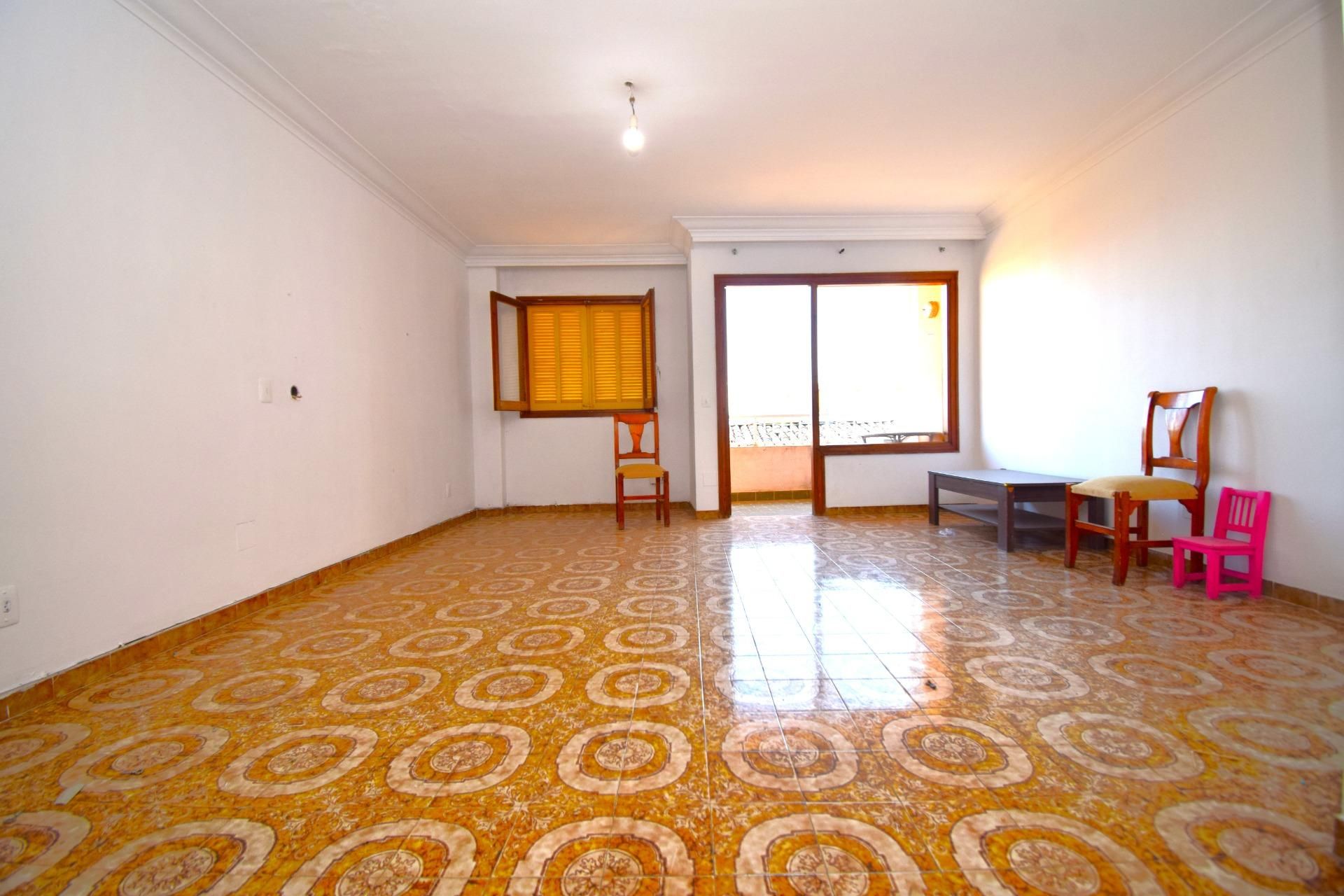 Piso en venta en Muro con Terraza y Balcón