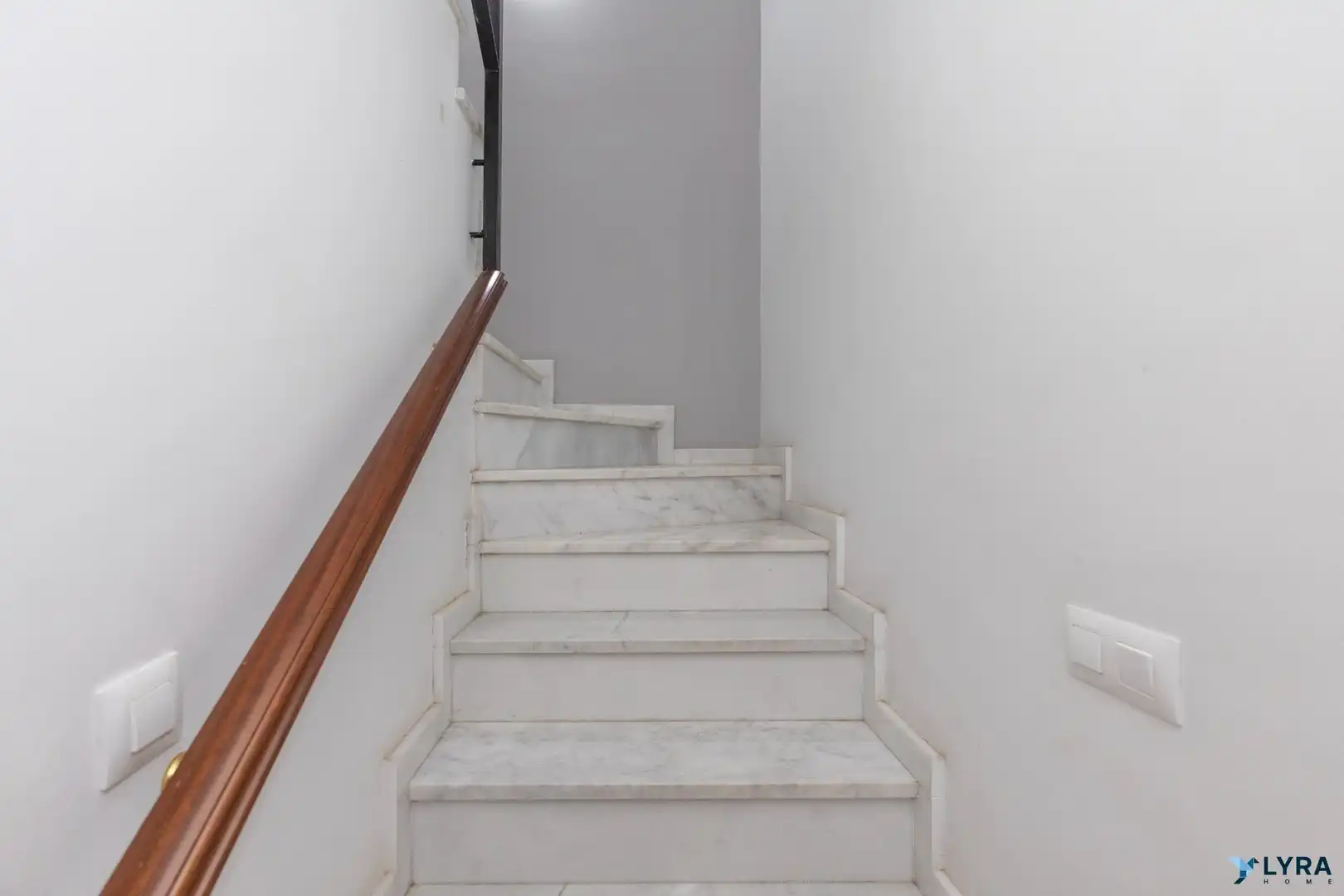 Dúplex en venta en Pilas con Terraza