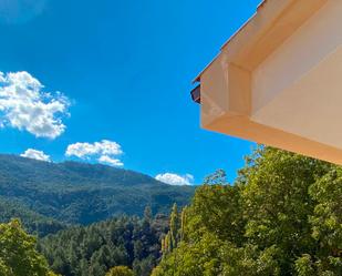 Vista exterior de Casa o xalet en venda en Riópar amb Aire condicionat, Parquet i Terrassa