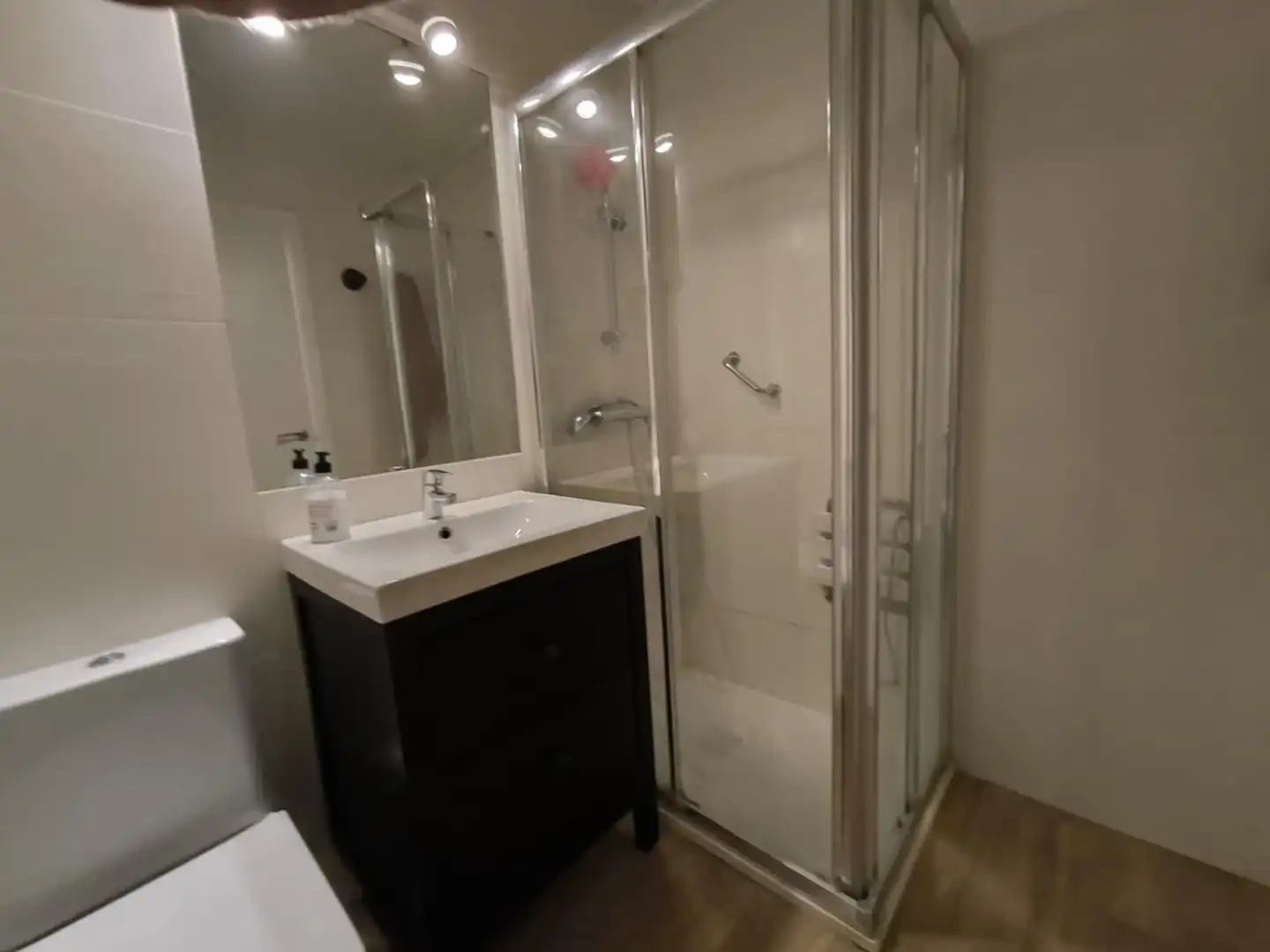 Baño de Piso de alquiler en Murcia con Aire acondicionado, Calefacción y Terraza