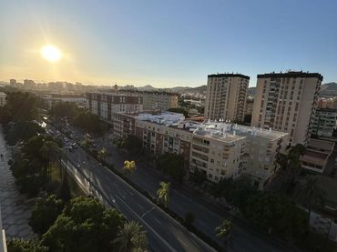 Pis amb ascensor en venda a De Andalucía