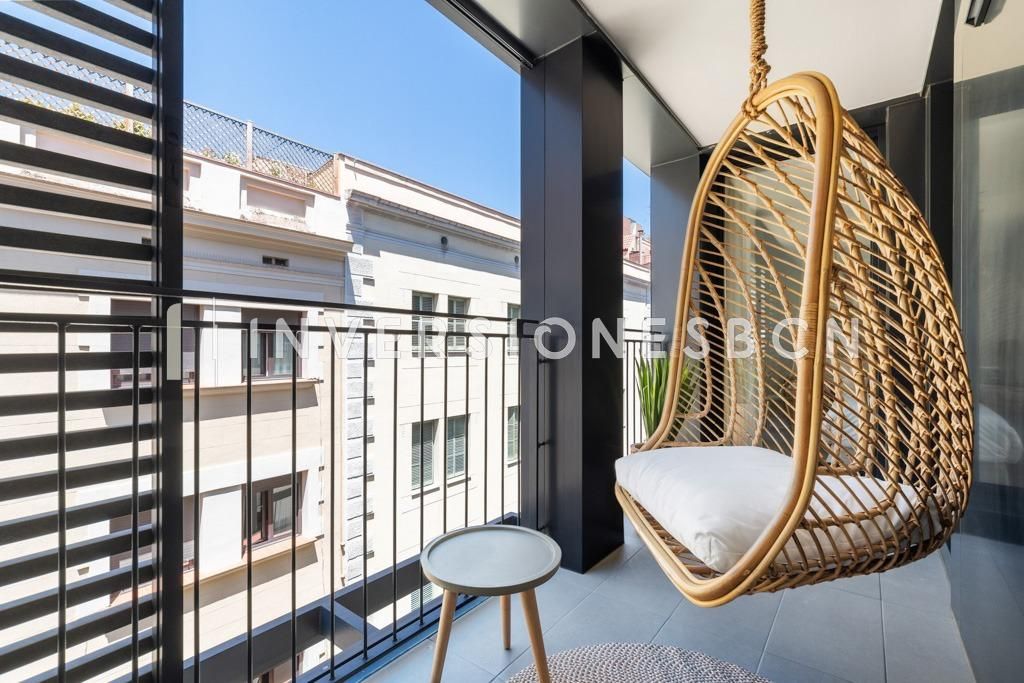 Terrace of Flat to rent in  Barcelona Capital  with Air Conditioner, Heating and Balcony