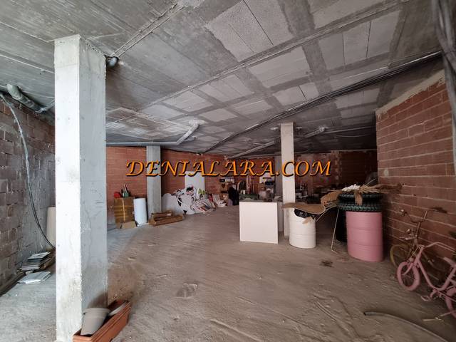Local comercial en Alquiler en Pego