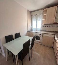 Photo 3 of Apartment to rent in Calle Serranos, Casco Antiguo, León Capital