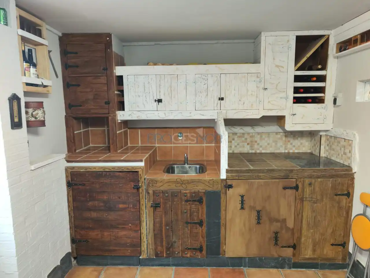 Cuina de Casa adosada en venda en Valdefresno amb Calefacció, Jardí privat i Parquet