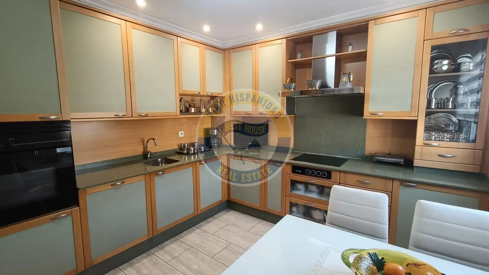 Cocina de Casa adosada en venta en Vigo  con Calefacción, Terraza y Trastero