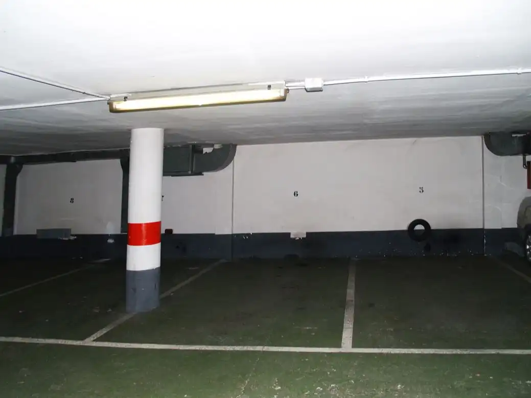 Parking of Garage for rent in Zaragoza