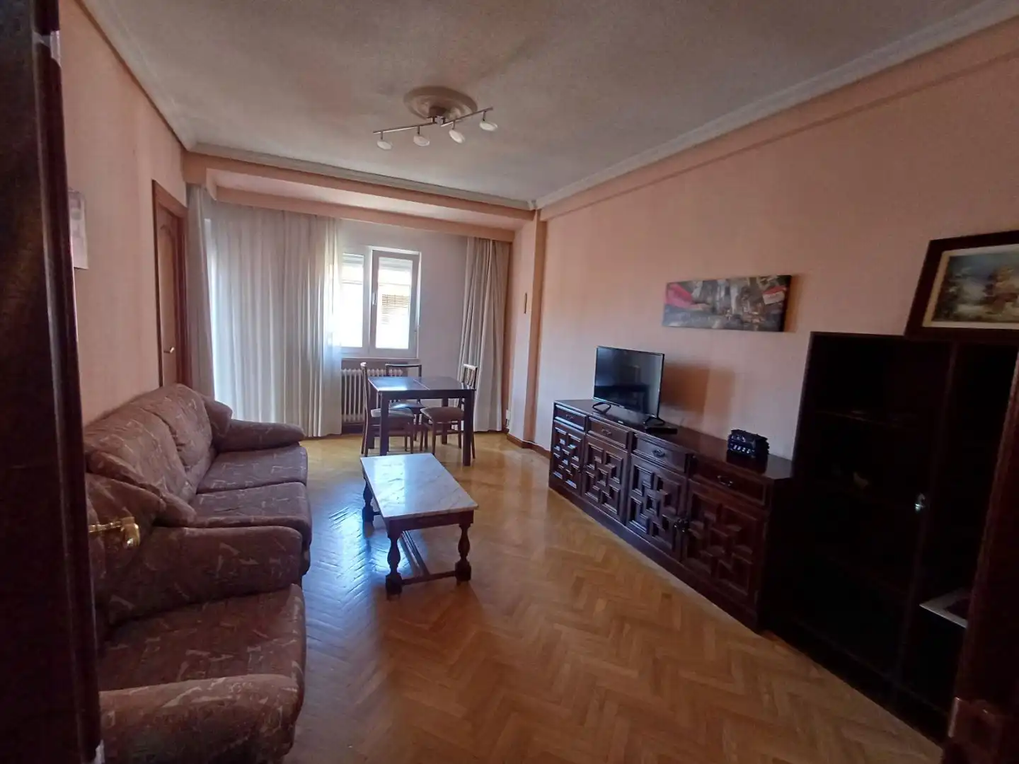 Wohnzimmer von Wohnung zur Miete in Salamanca Capital